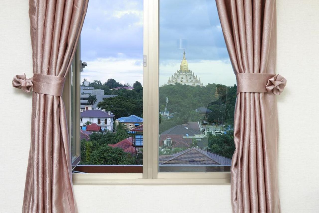 Rose Palace Hotel Yangon Bagian luar foto